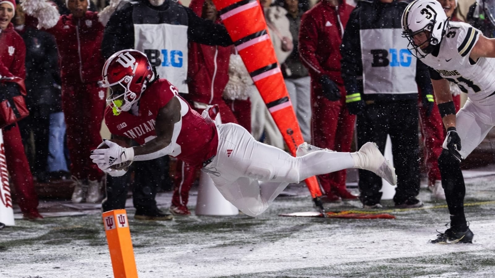 Kurtis Rourke, No. 10 Indiana shred hapless Purdue