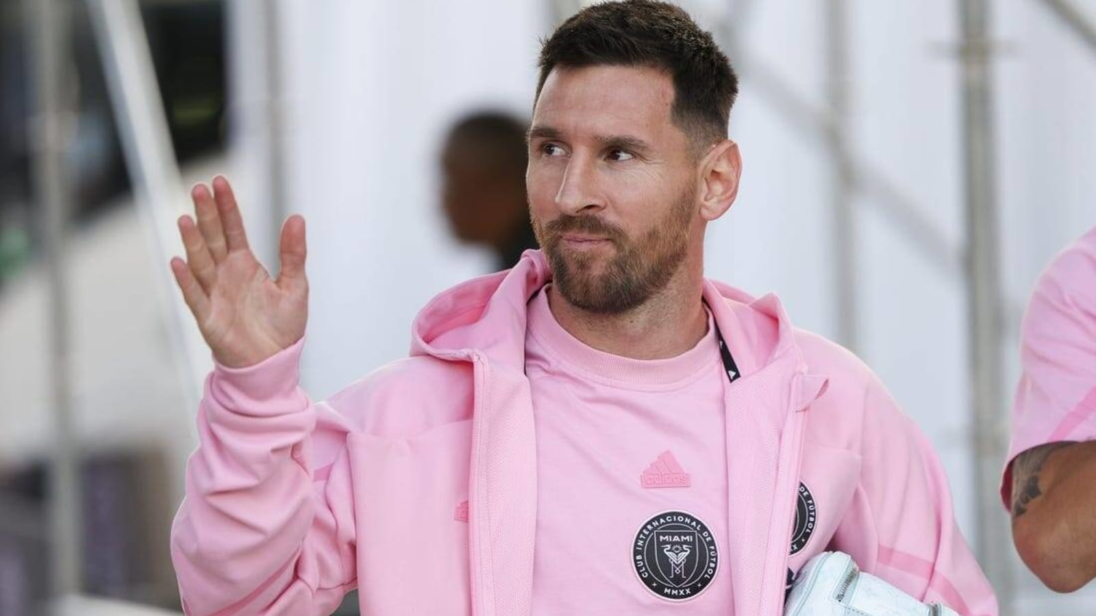 Revs expect attendance record for Lionel Messi&#39;s visit