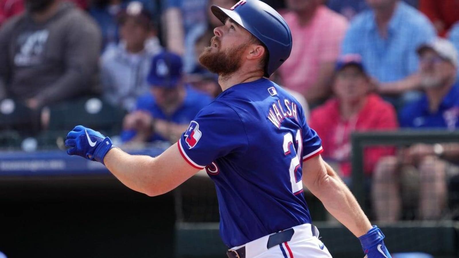 Reports: 1B Jared Walsh rebounds to make Rangers roster