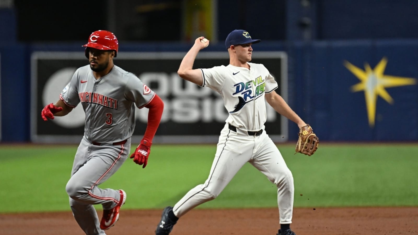 Stuart Fairchild&#39;s 10th-inning double lifts Reds past Rays