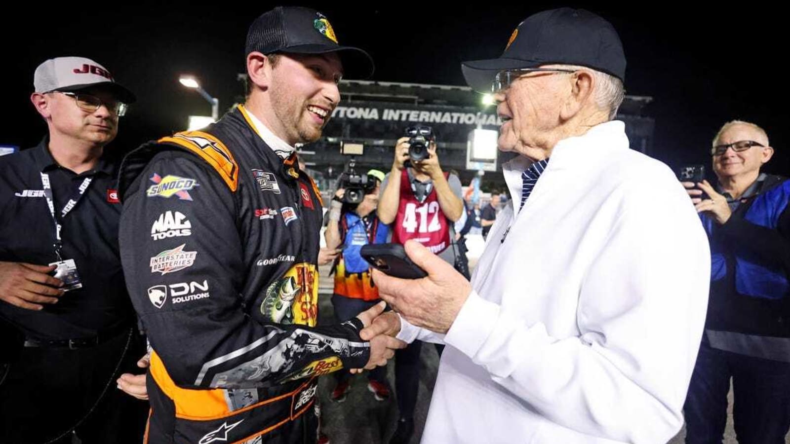 Chase Briscoe earns Toyota&#39;s first Daytona 500 pole