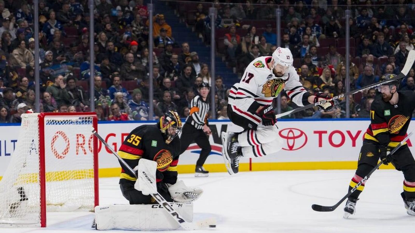 Thatcher Demko, surging Canucks silence Blackhawks