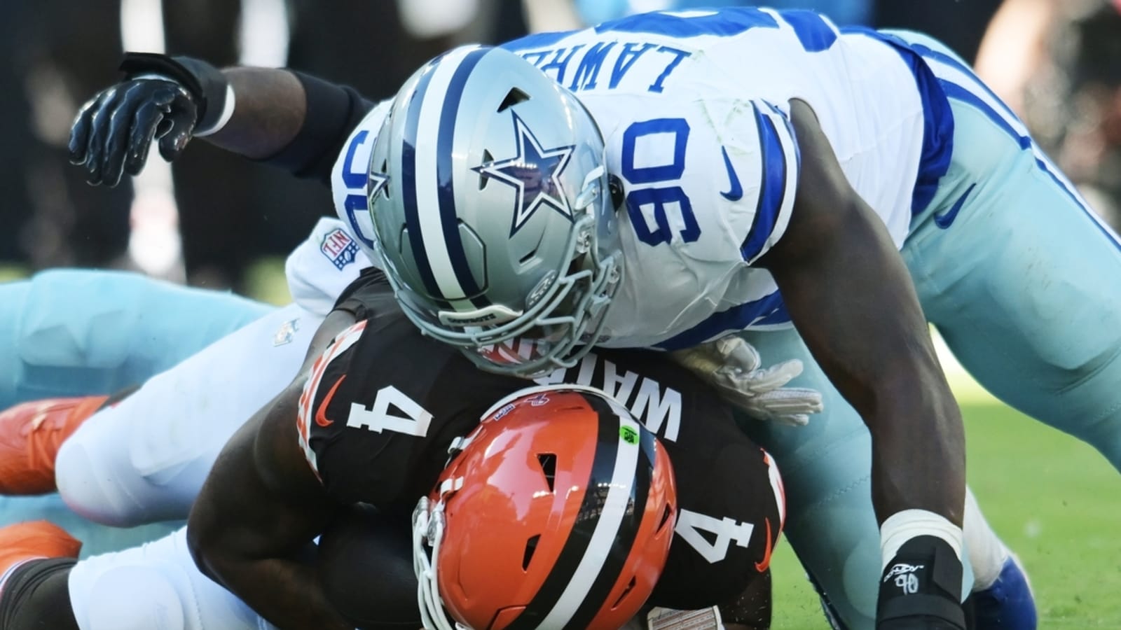 Reports: DeMarcus Lawrence leaves Cowboys for Seahawks