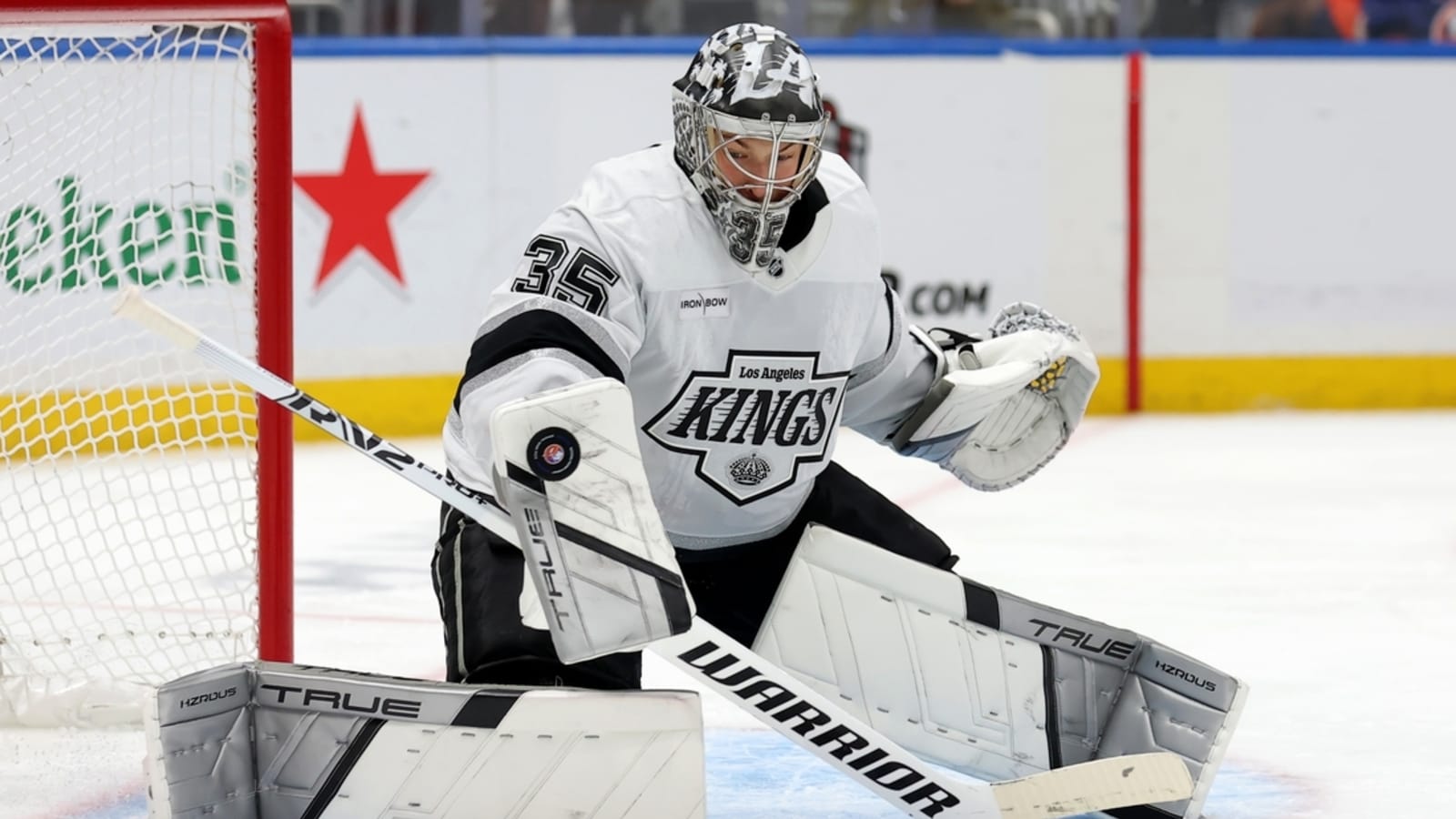 Kings look to keep win streak going in visit to Devils