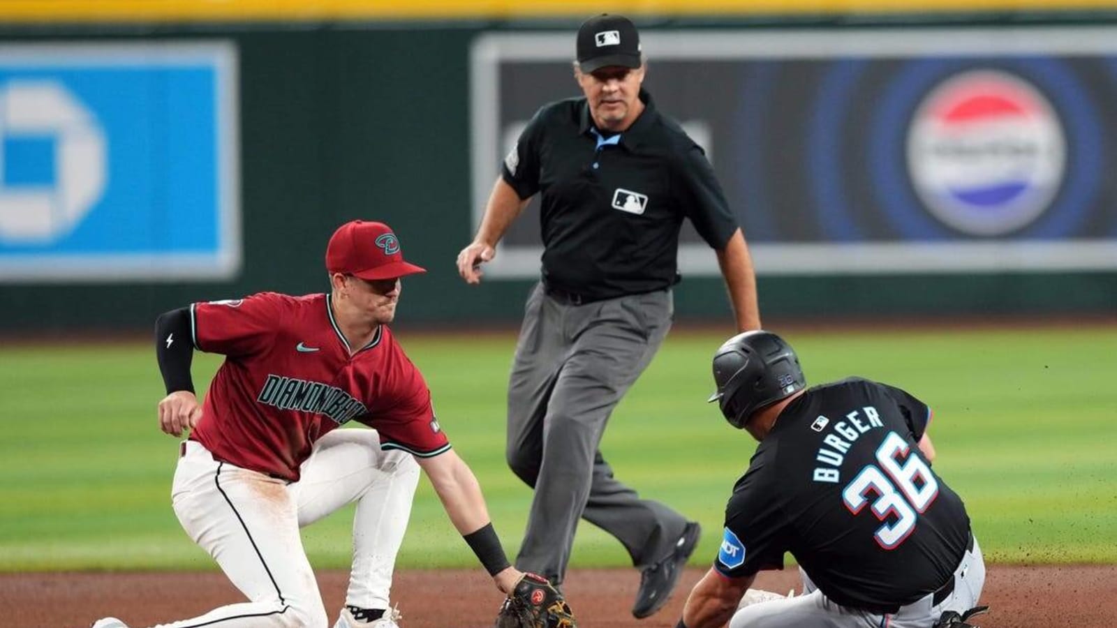 Marlins chase series win vs. D-backs