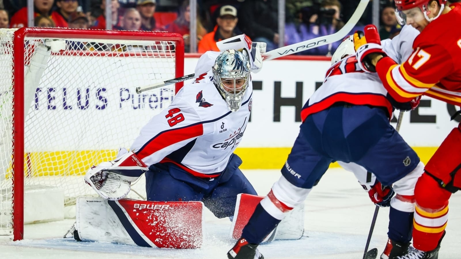 Logan Thompson shines in hometown as Capitals handle Calgary