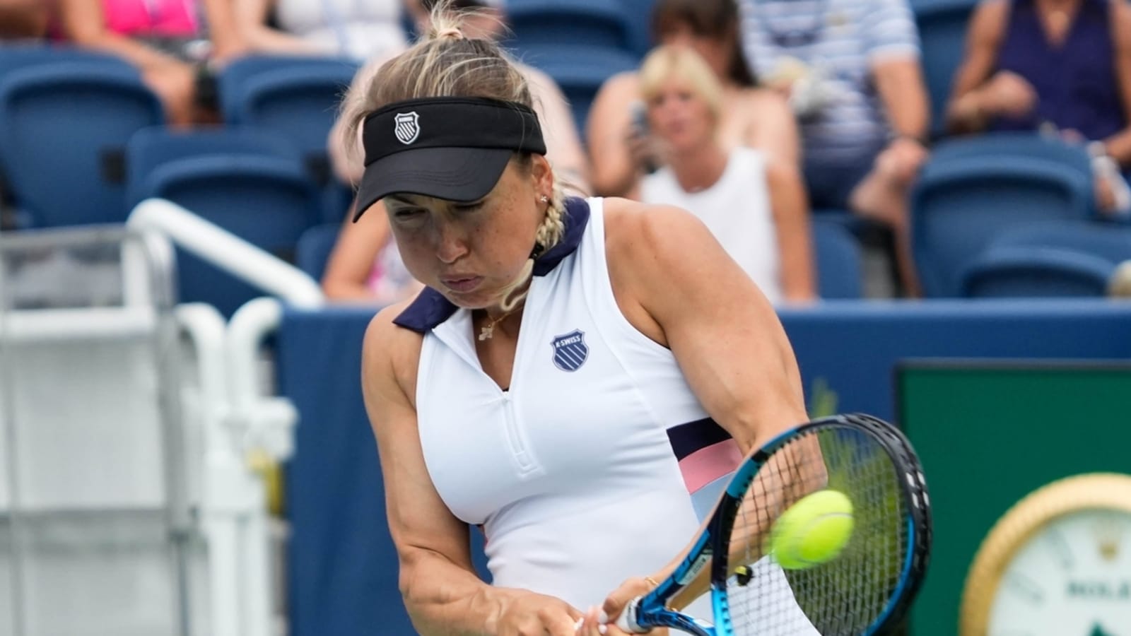 Yulia Putintseva eliminates Coco Gauff in Cincinnati
