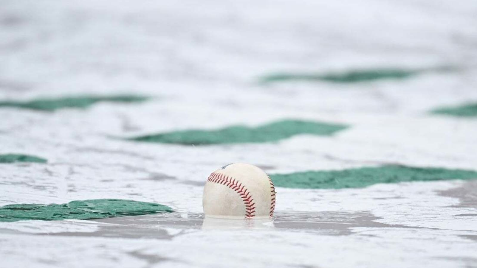 Cardinals-Red Sox game postponed due to rain