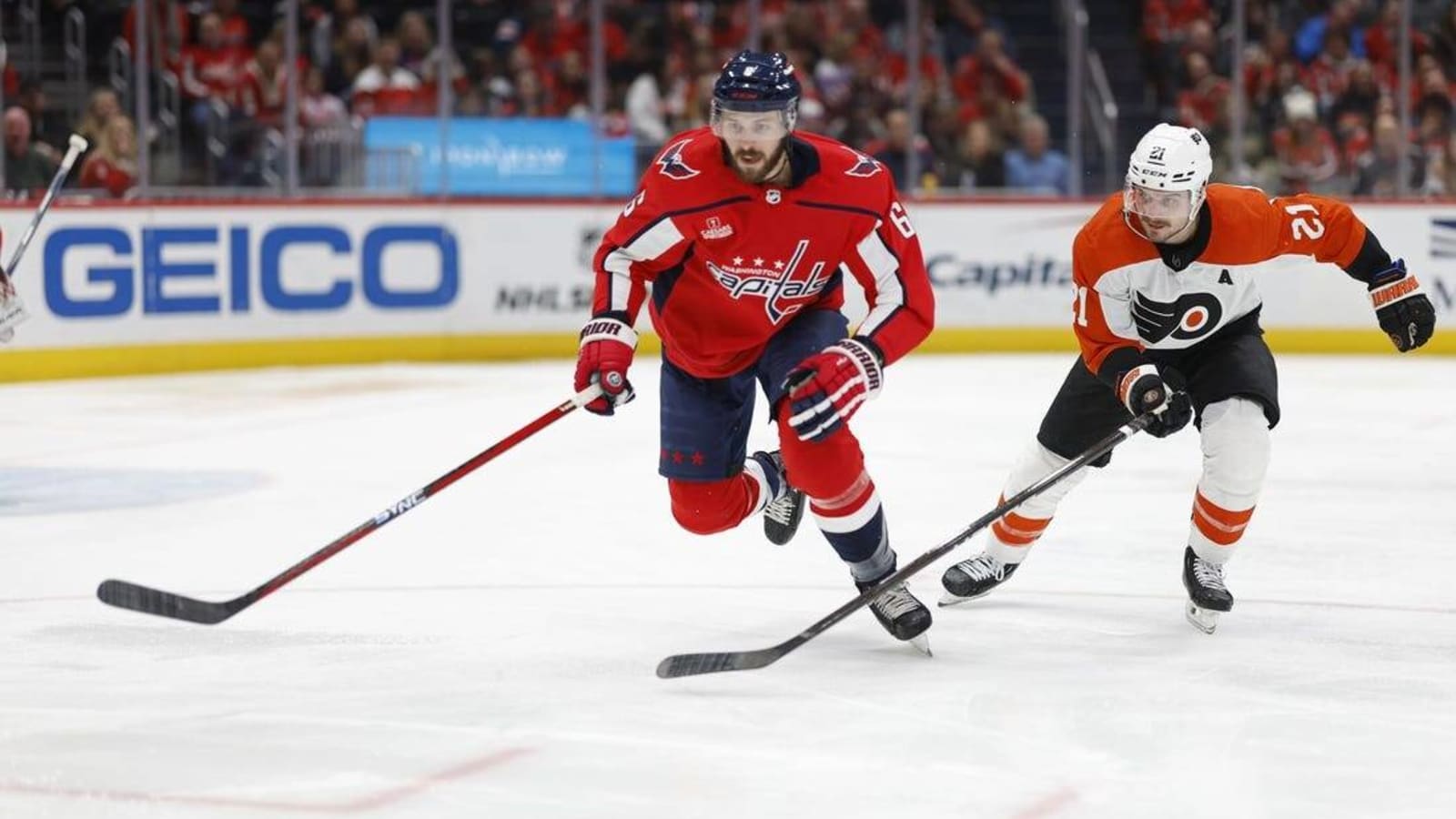 Capitals rally with five straight goals to beat Flyers