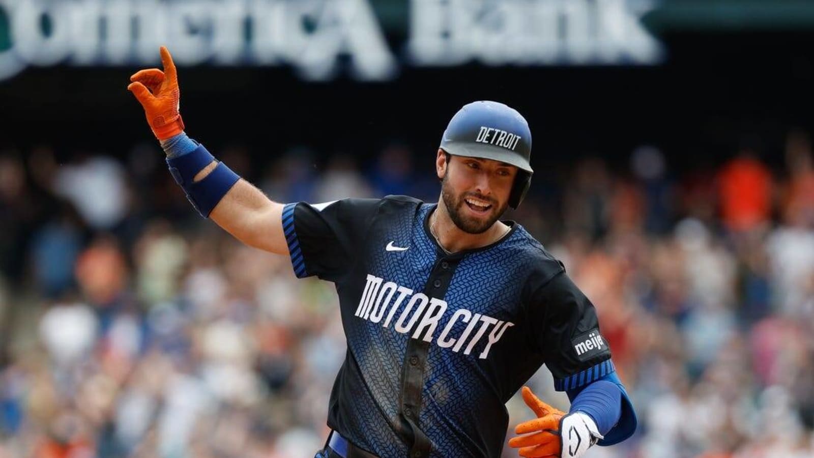 Tigers carry momentum into brief home series with Pirates