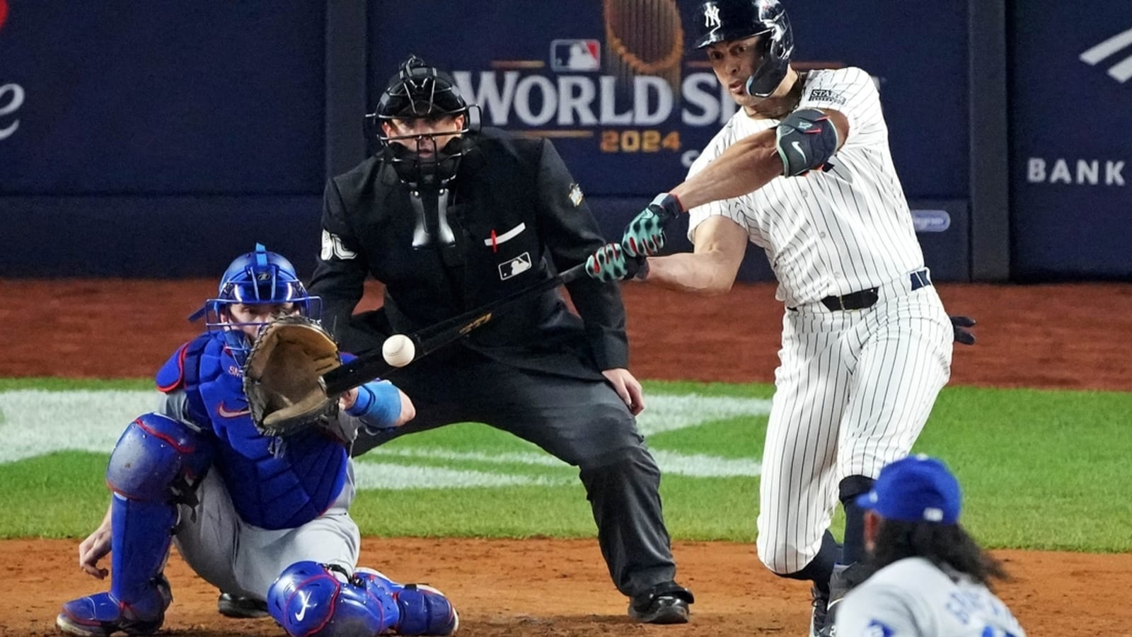 Yankees, Dodgers valued at combined $16B