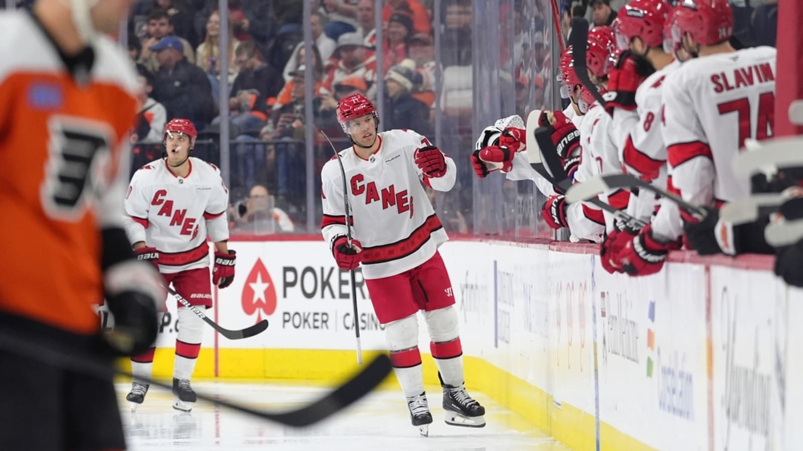 Hurricanes shut out Flyers, extend winning streak to seven
