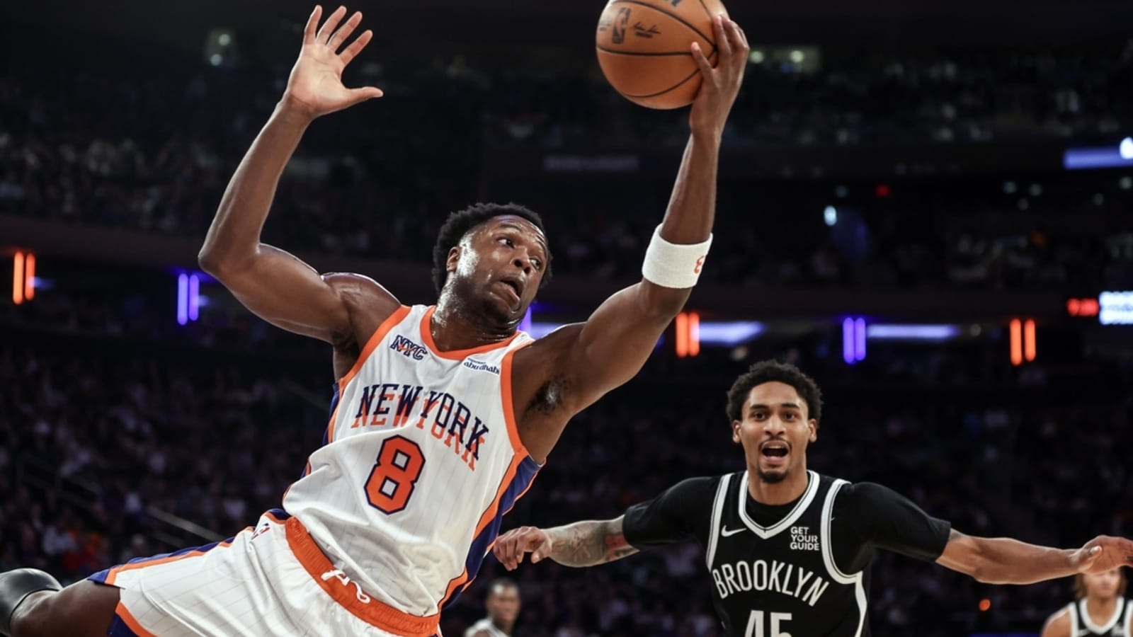 Knicks pull away for another win over Nets