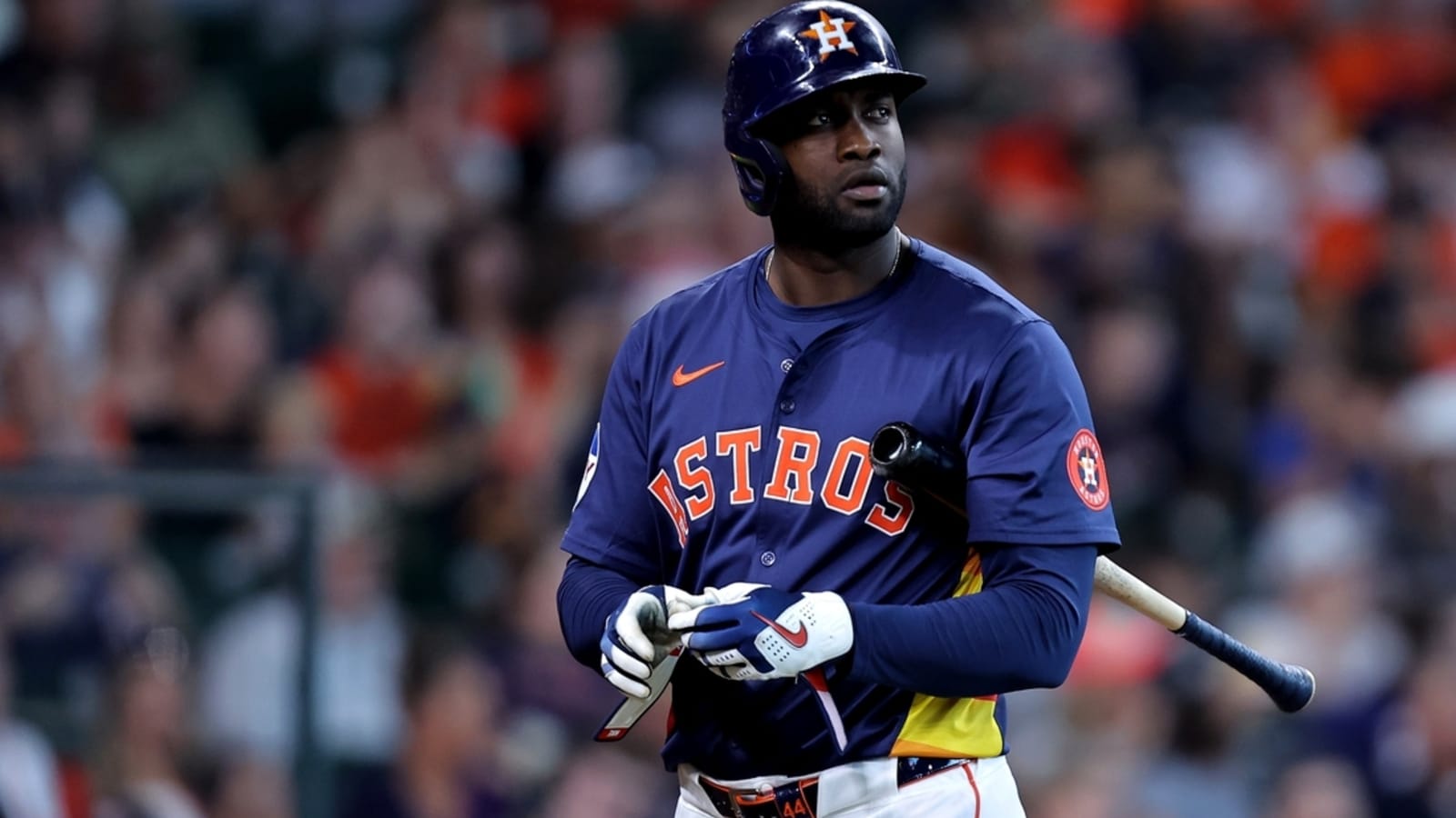 Astros, Rangers enter rivalry series desperate to awaken bats
