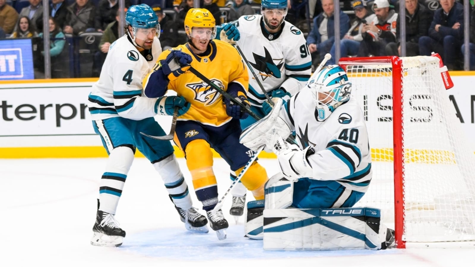 Predators jump Sharks with big rally