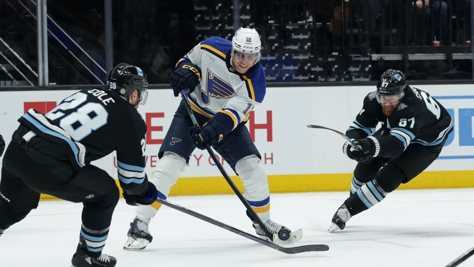 Jordan Binnington stymies Utah as Blues win