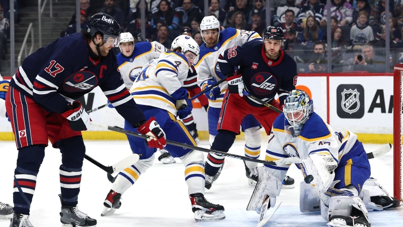 Sabres surprise Jets, end two-game slide