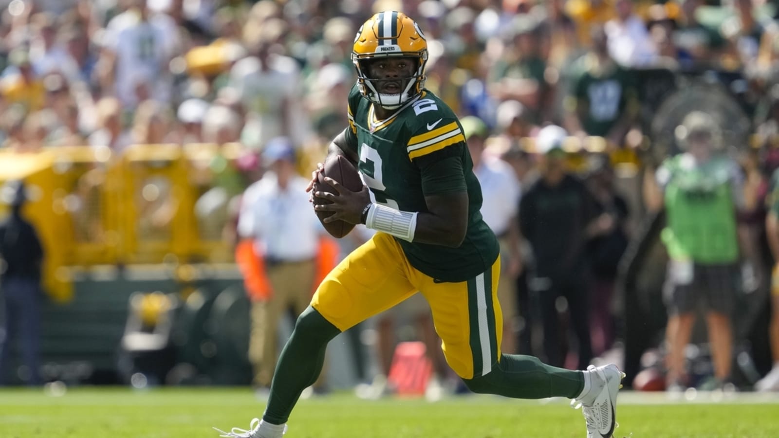 Packers&#39; running game, defense deliver win over Colts