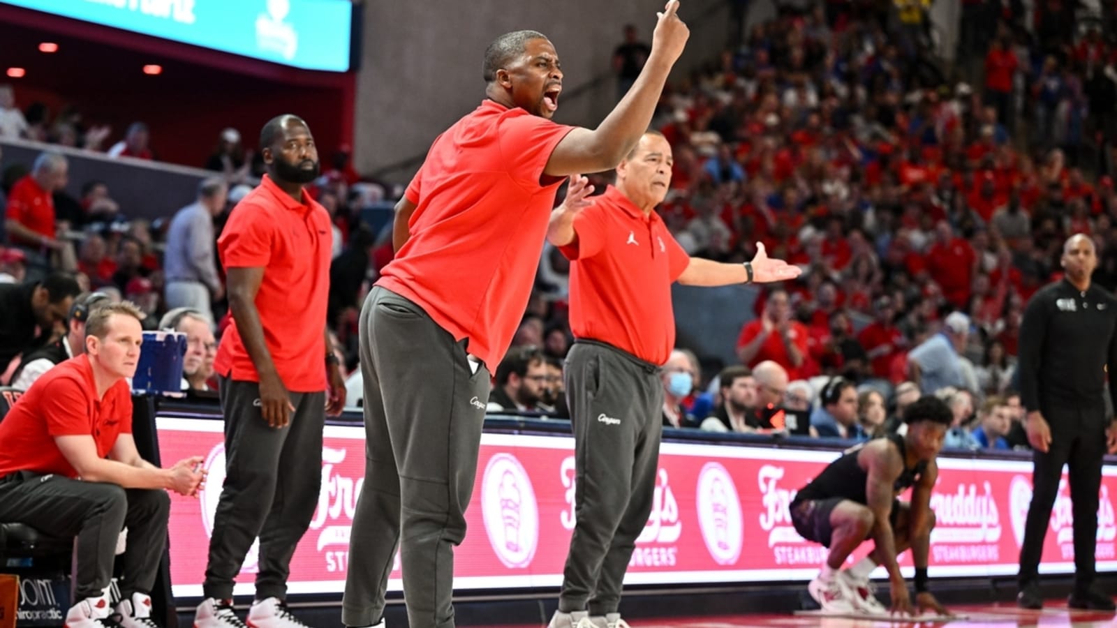 Louisiana tabs Quannas White as new coach
