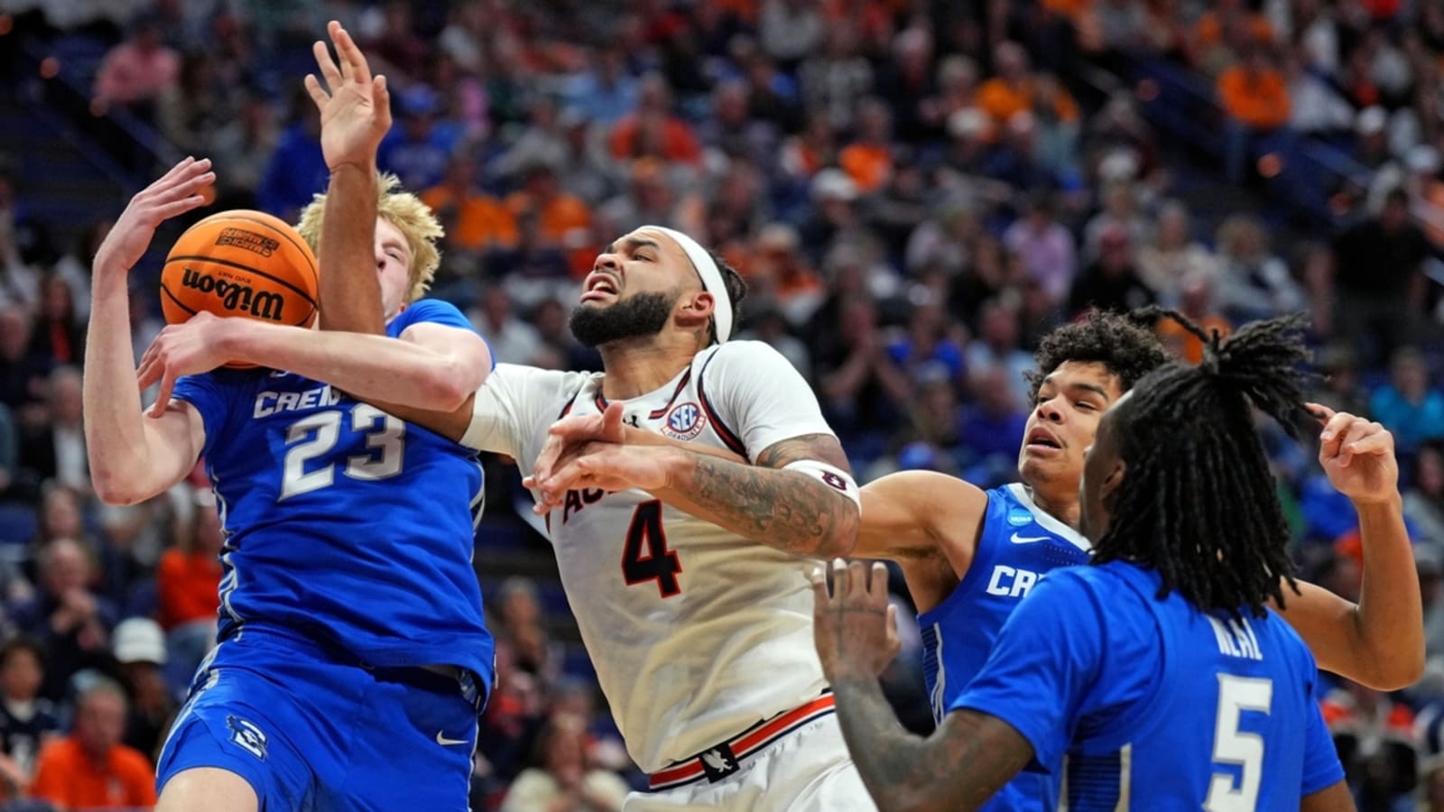 Tahaad Pettiford leads No. 1 Auburn past upset-minded No. 9 Creighton