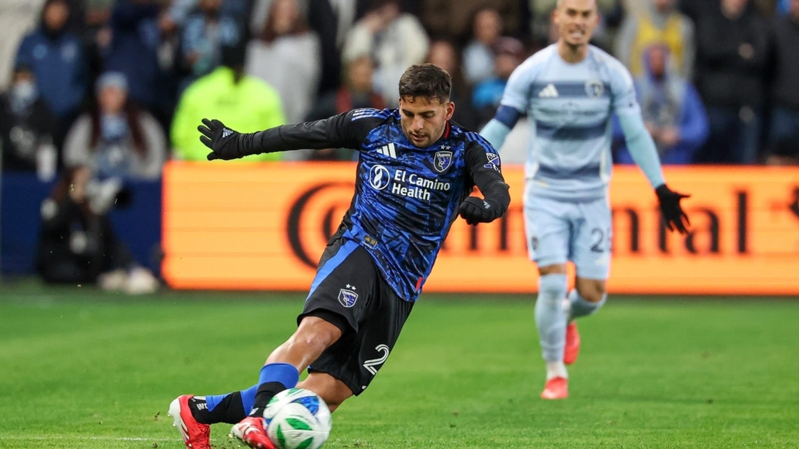 Earthquakes MF Hernan Lopez out 3-4 months after shoulder surgery