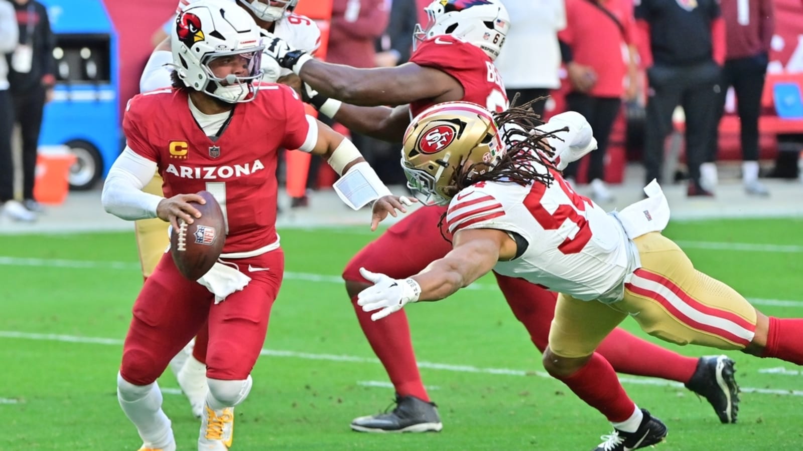Cardinals put on offensive display in routing 49ers