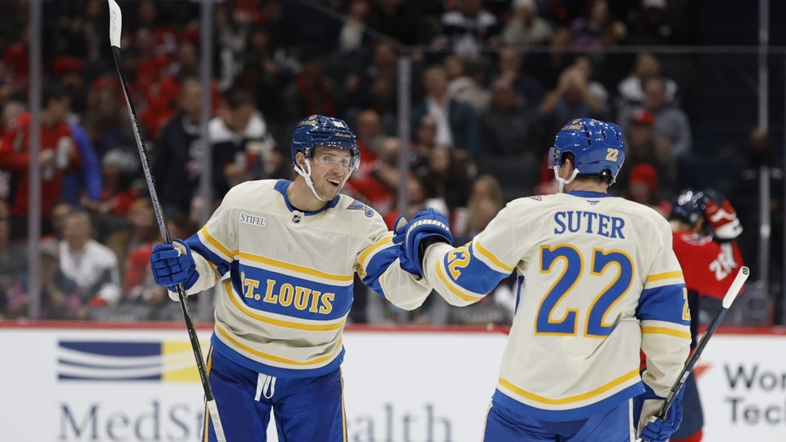 Blues ride hot streak into matchup with Kings