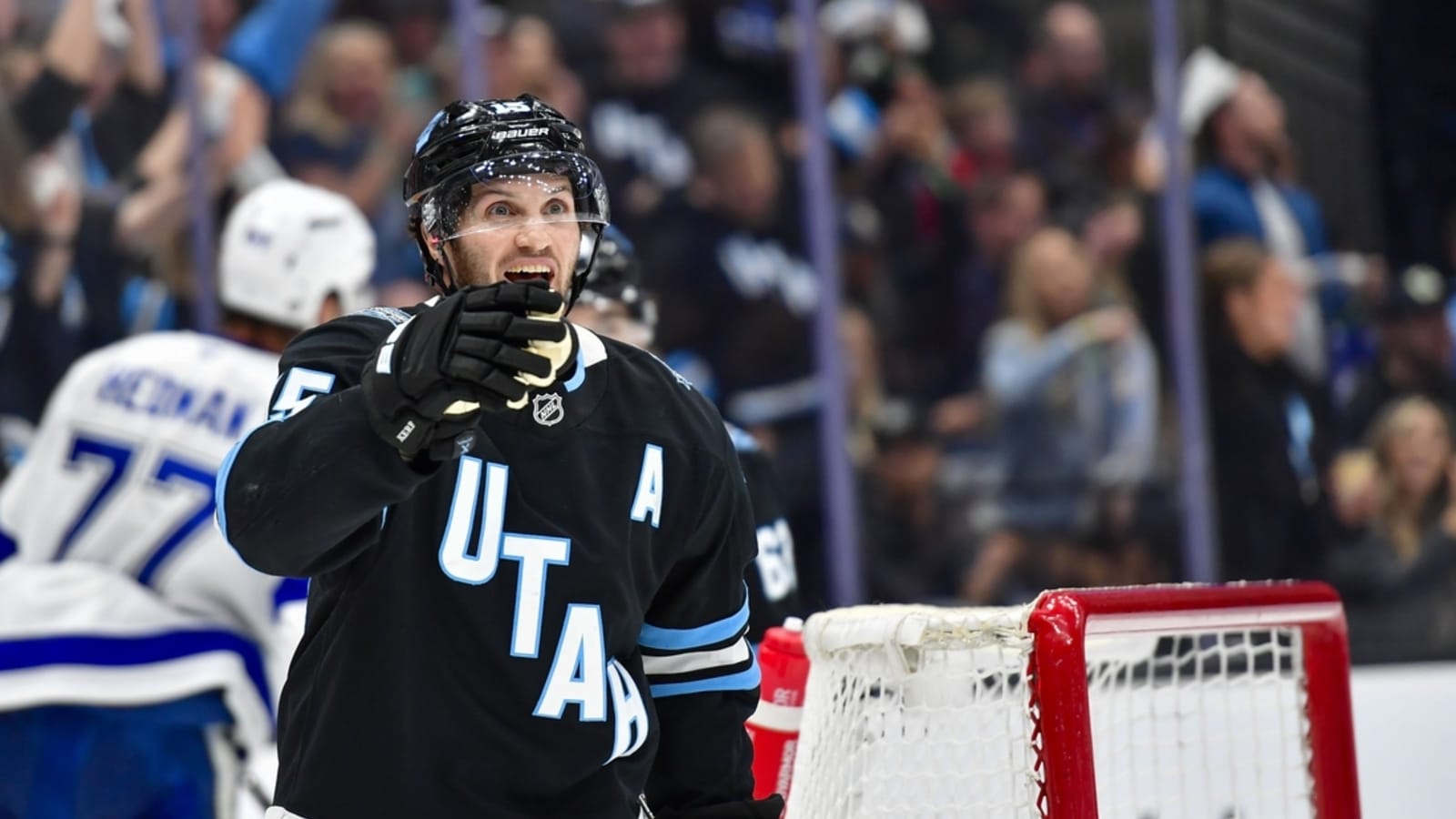 Logan Cooley, Alex Kerfoot lead Utah HC over Lightning