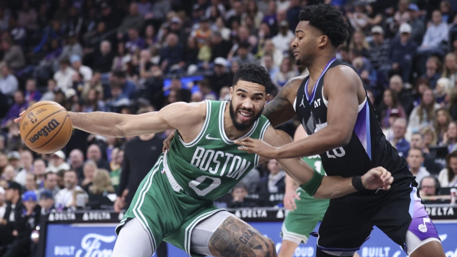 Kristaps Porzingis, streaking Celtics charge past Jazz