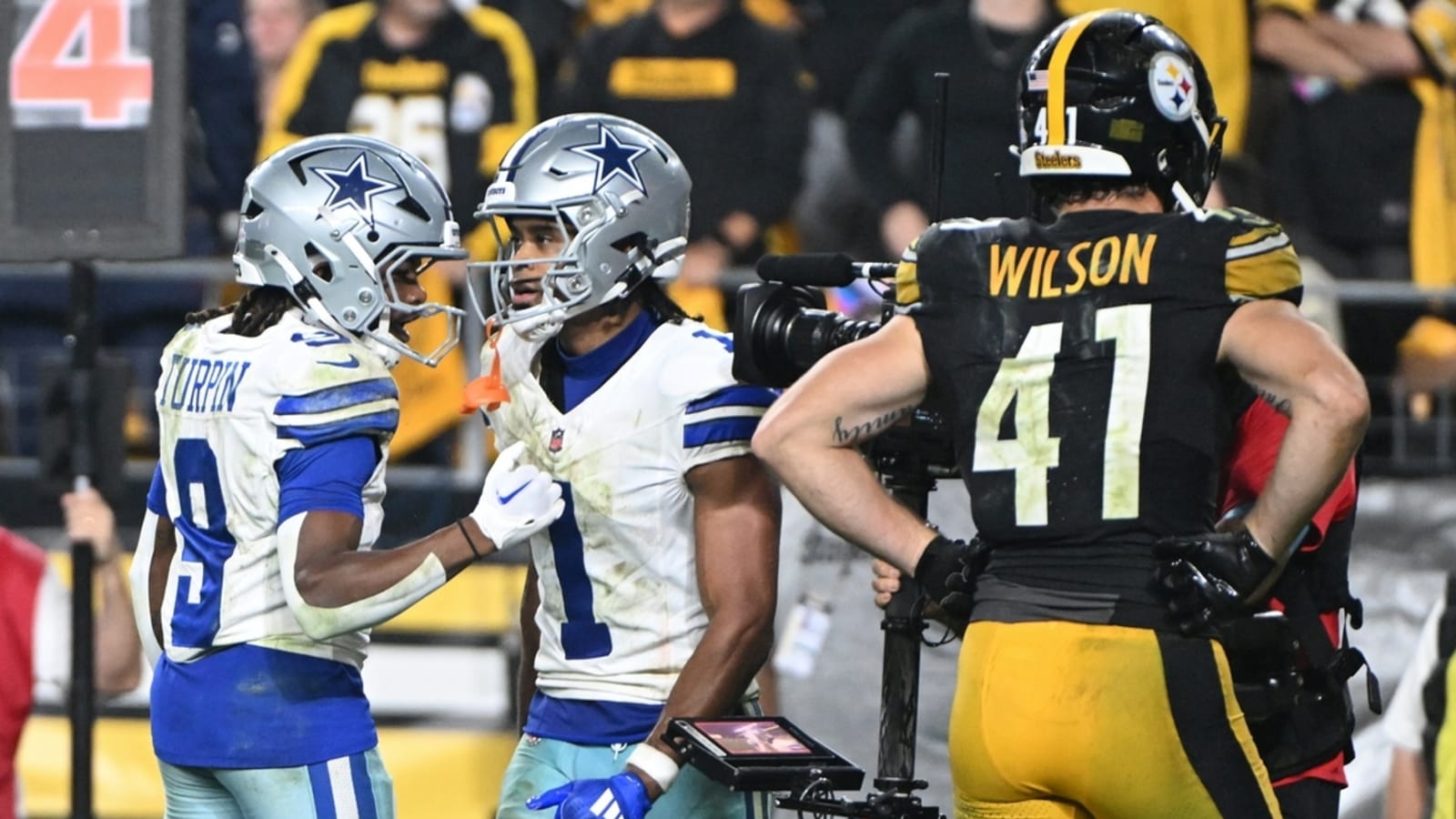 Dak Prescott&#39;s late TD helps Cowboys rally past Steelers