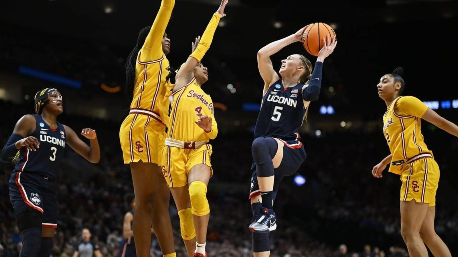 UConn pulls away from USC in second half, advances to Final Four