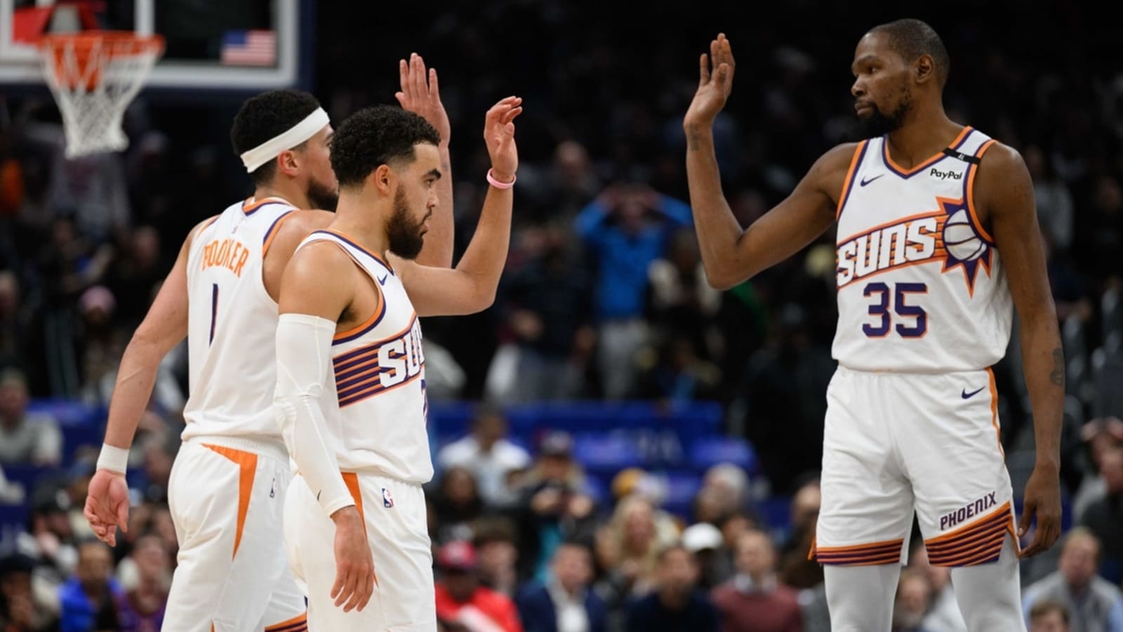 Kevin Durant, Devin Booker lead rising Suns vs. Cavaliers