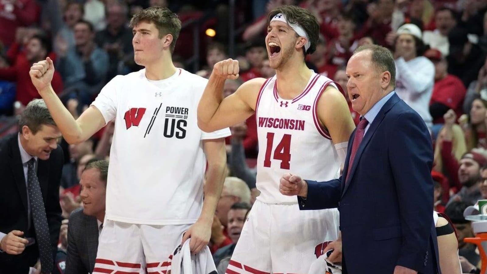 Strong finish carries Indiana past Wisconsin