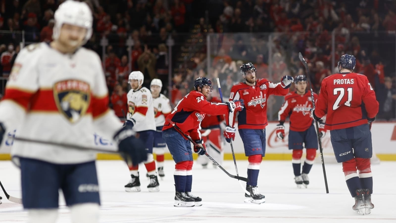 Capitals use 2nd-period scoring flurry to defeat Panthers