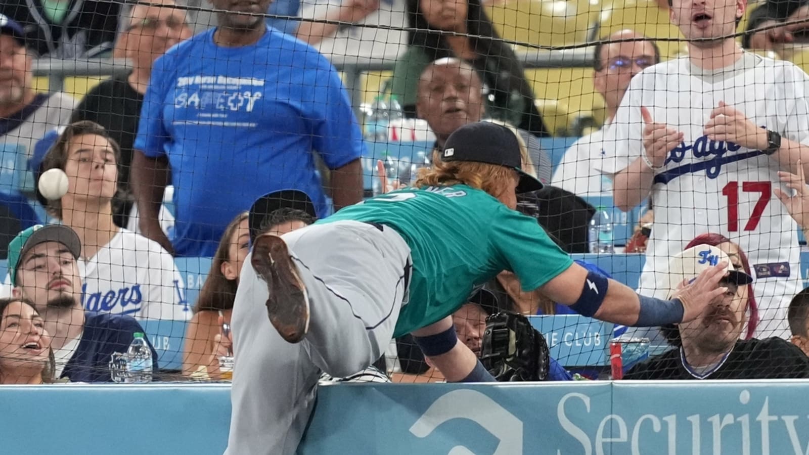 Hoping managerial change begins turnaround, Mariners face Giants