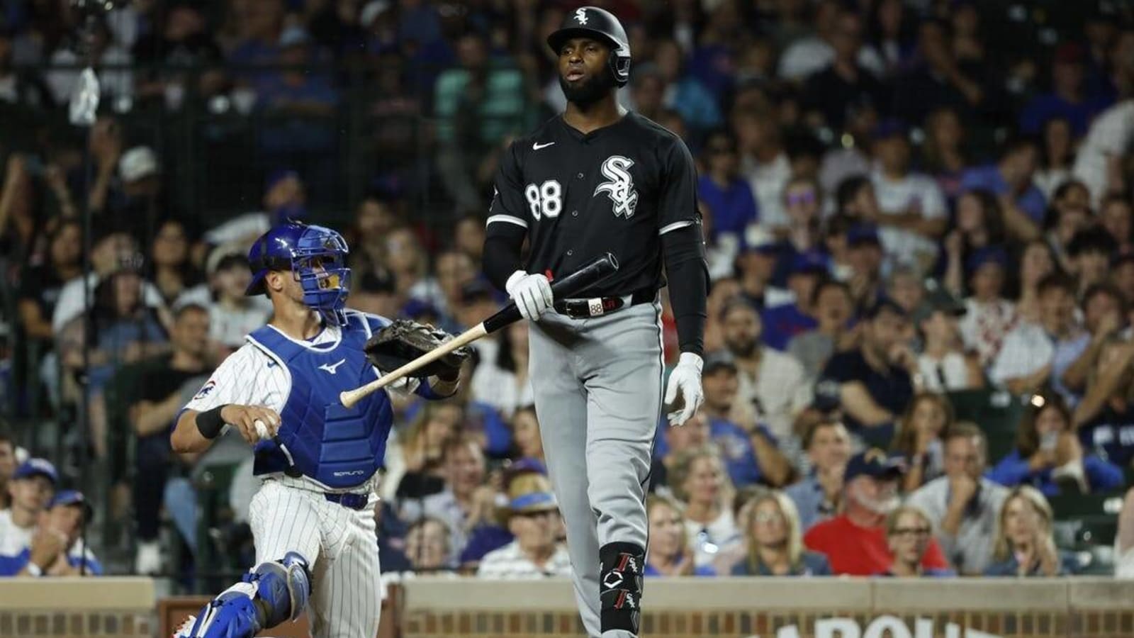 White Sox look to avoid making history vs. Red Sox