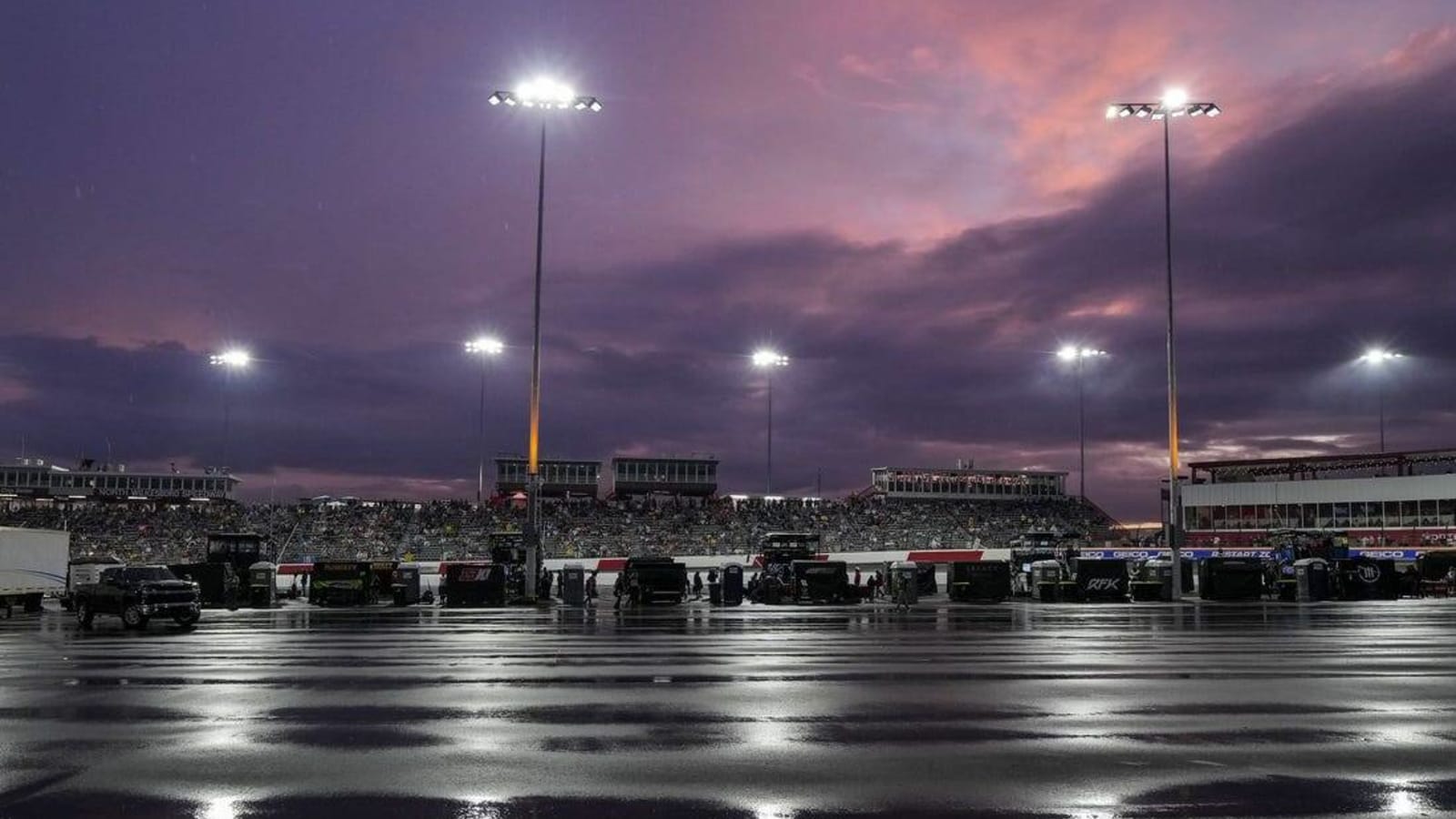 Rain delays Truck race, forces cancellation of All-Star heats