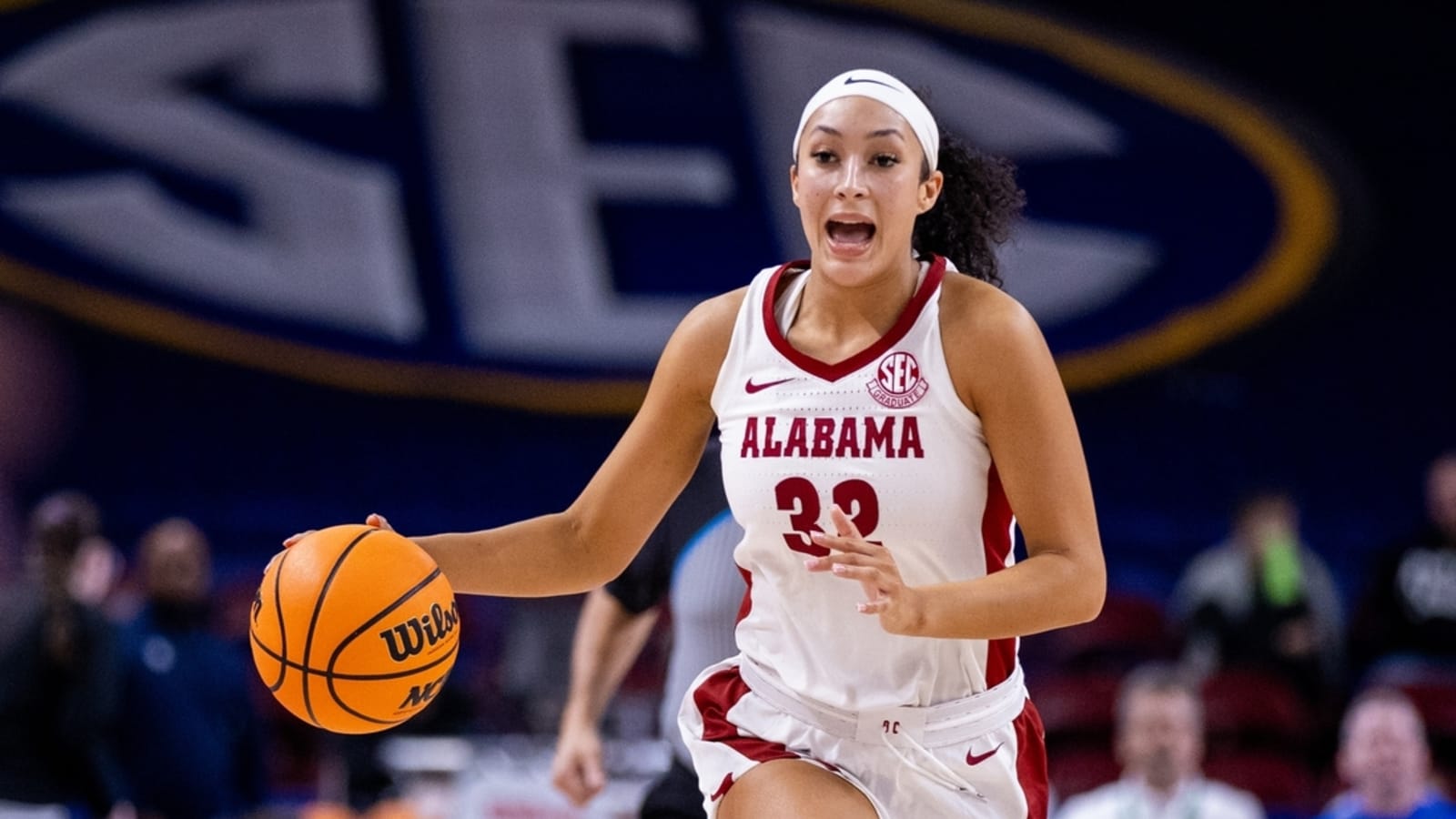 Women&#39;s NCAA Birmingham 2 roundup: Alabama thwart Green Bay&#39;s comeback attempt