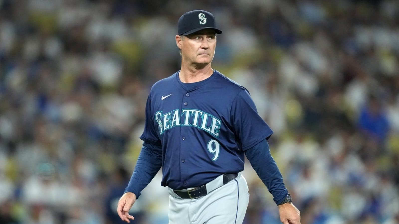 Report: Sinking Mariners to fire manager Scott Servais