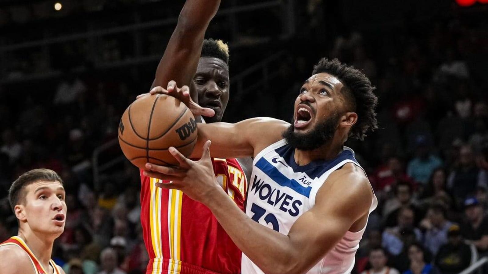 Timberwolves in battle for top seed in West, take on Hawks