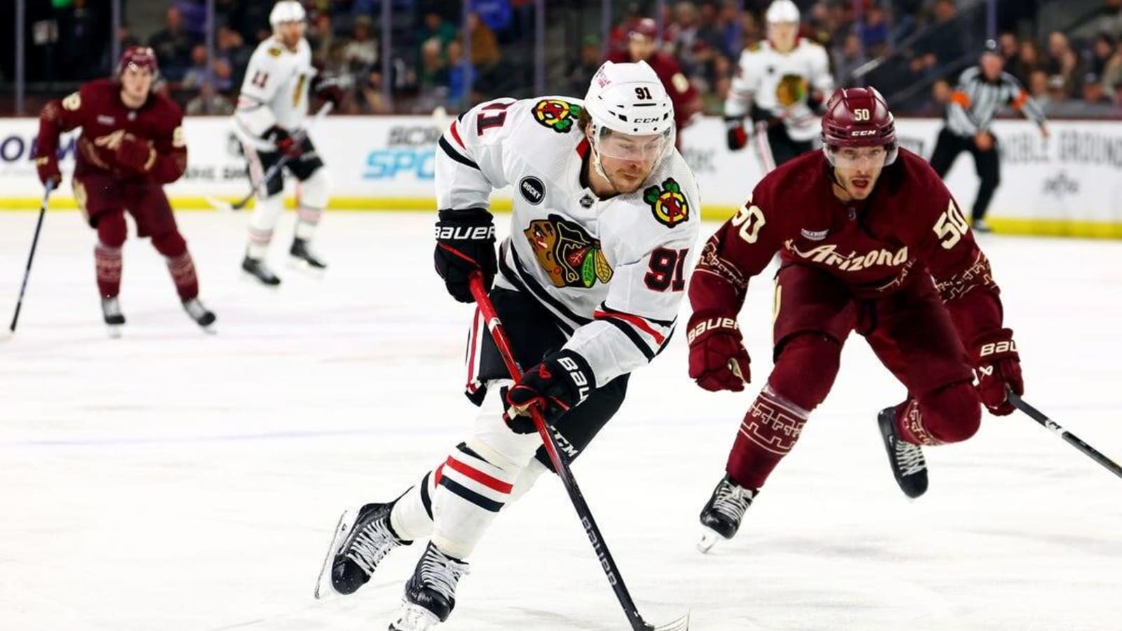 Report: Predators acquire Anthony Beauvillier from Blackhawks