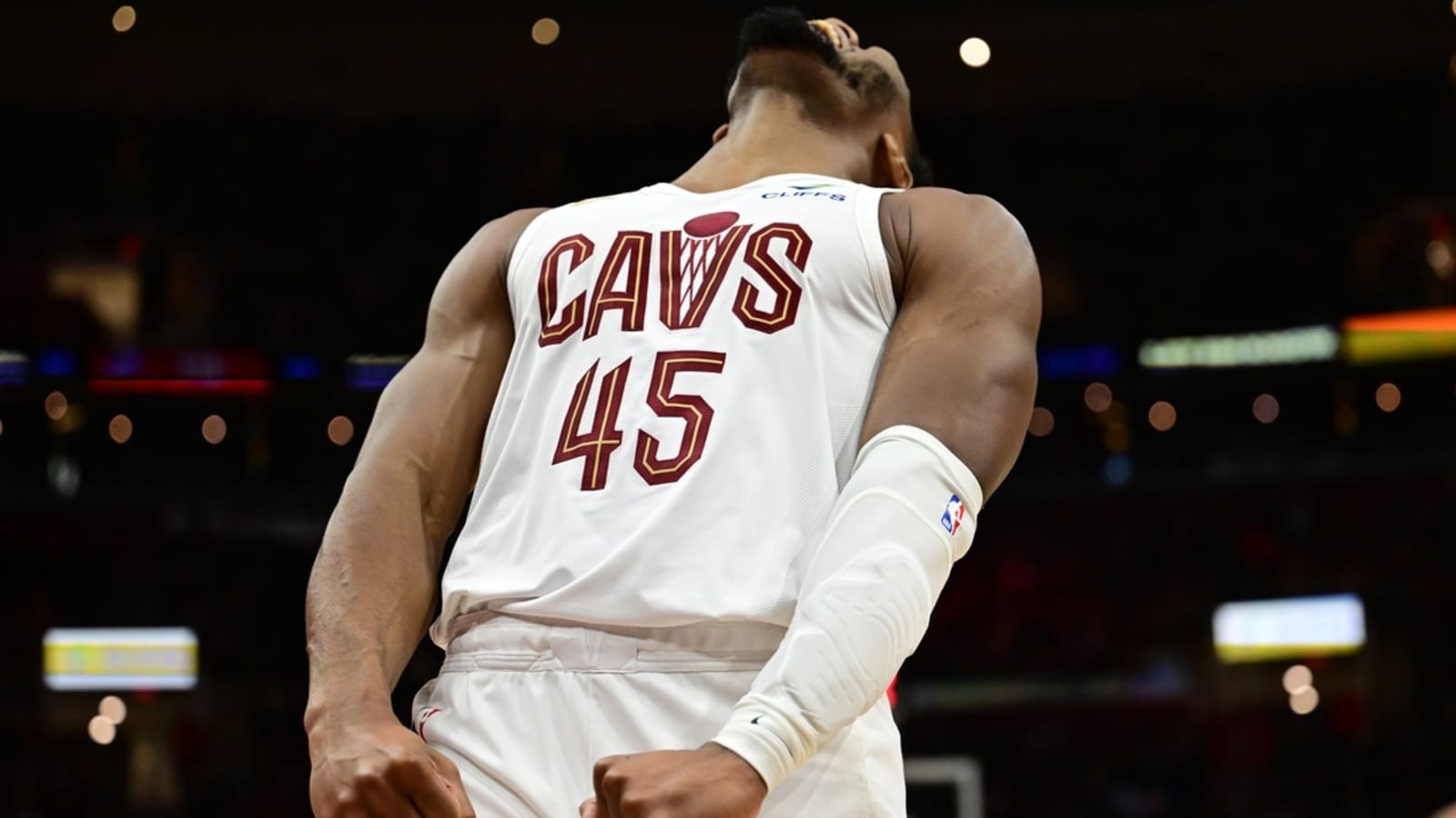 League-best Cavaliers face improving Sixers