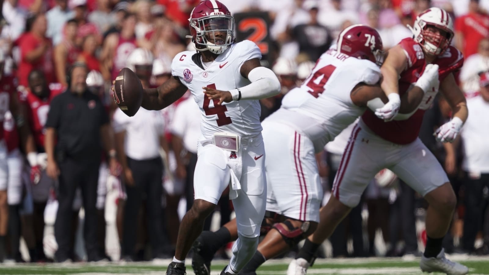 Jalen Milroe dominates as No. 4 Alabama topples Wisconsin