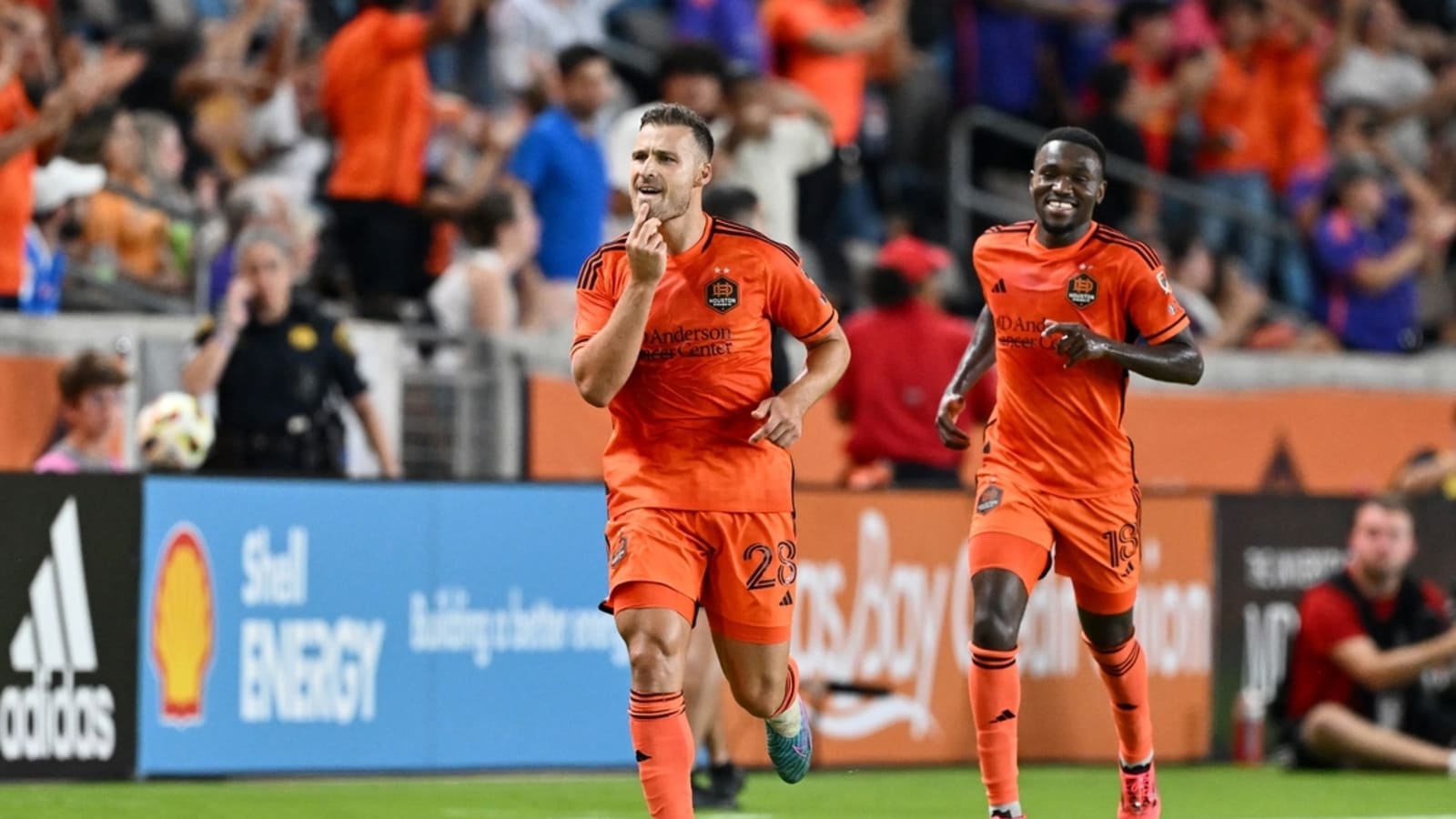 Dynamo chasing homefield advantage in clash vs. St. Louis City