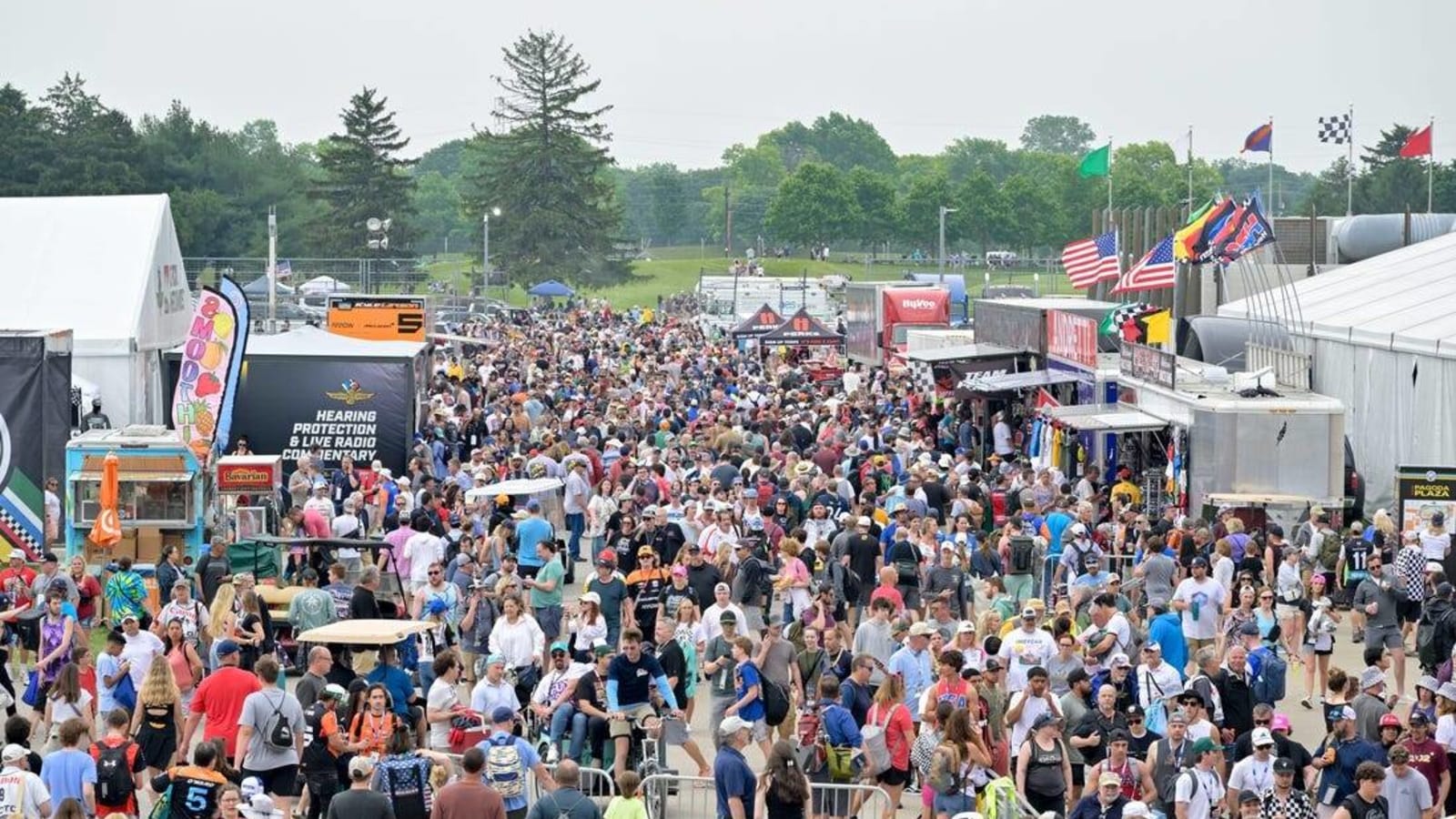 Indianapolis 500 start time delayed