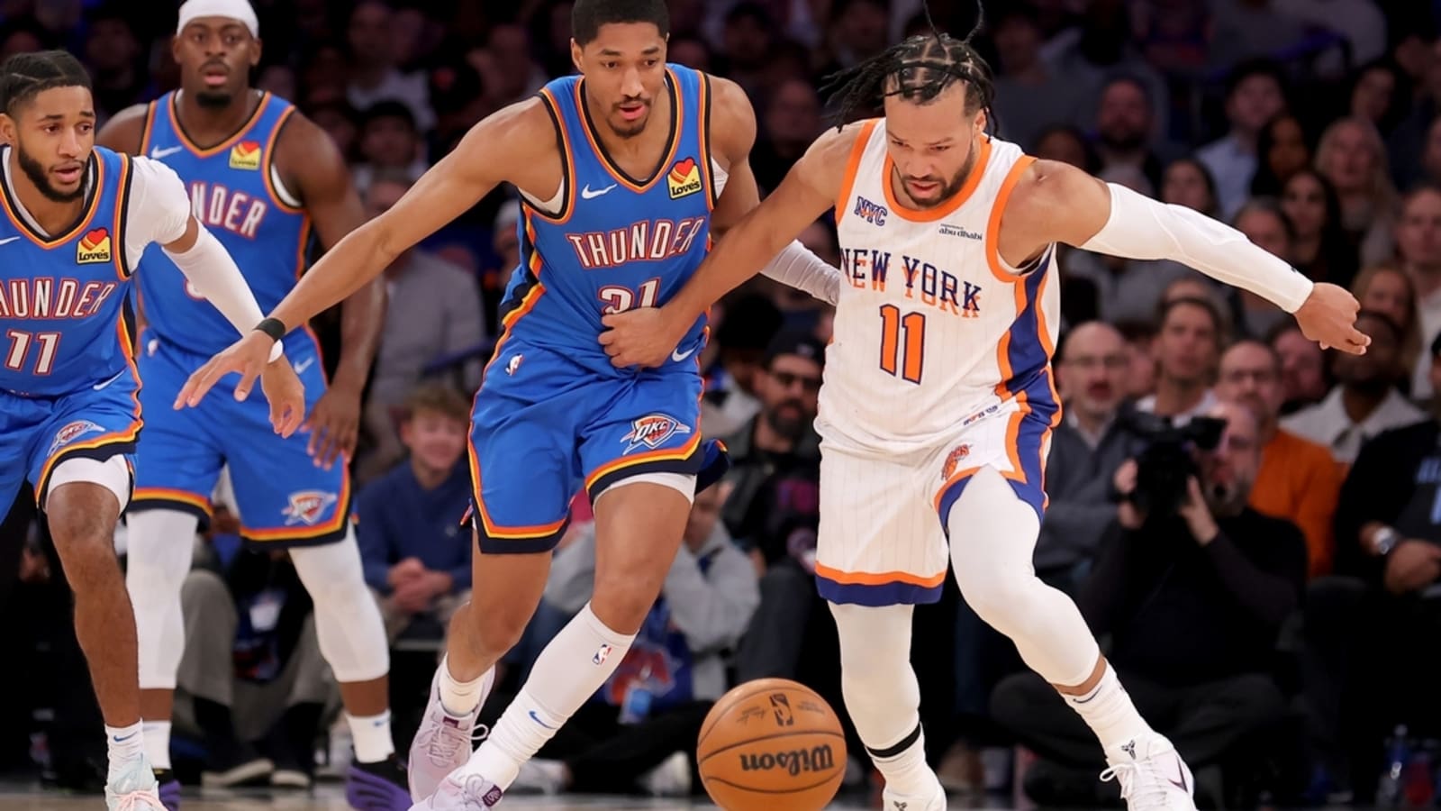 Thunder bounce back with blowout of Knicks