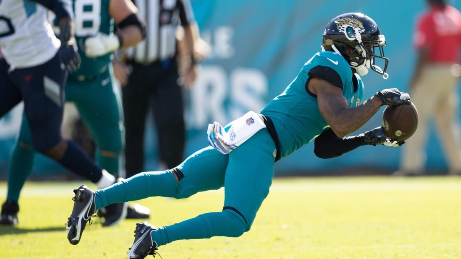 WR Tavon Austin officially retires from NFL