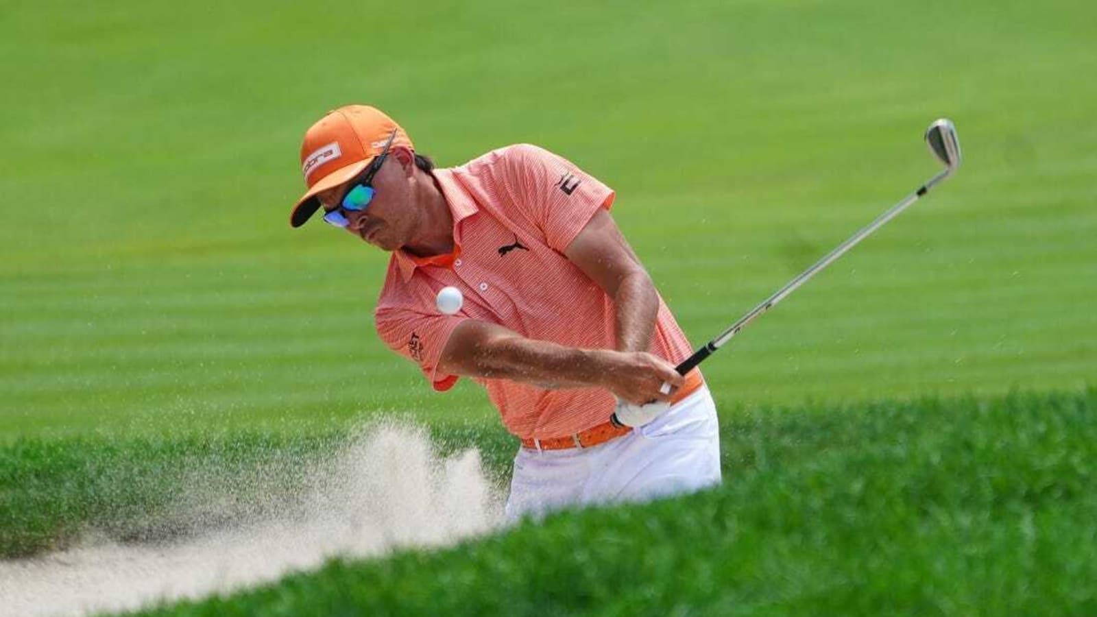 Golf Glance: Rickie Fowler defends in Detroit