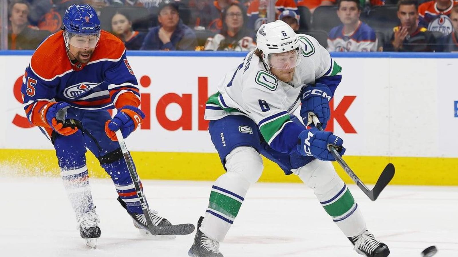 Report: Canucks star Brock Boeser (blood clotting) likely out vs. Oilers