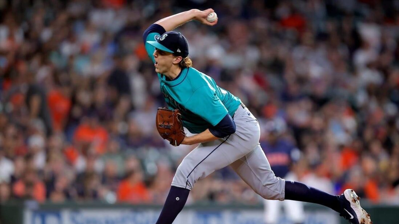 Logan Gilbert has another strong outing as Mariners blank Astros